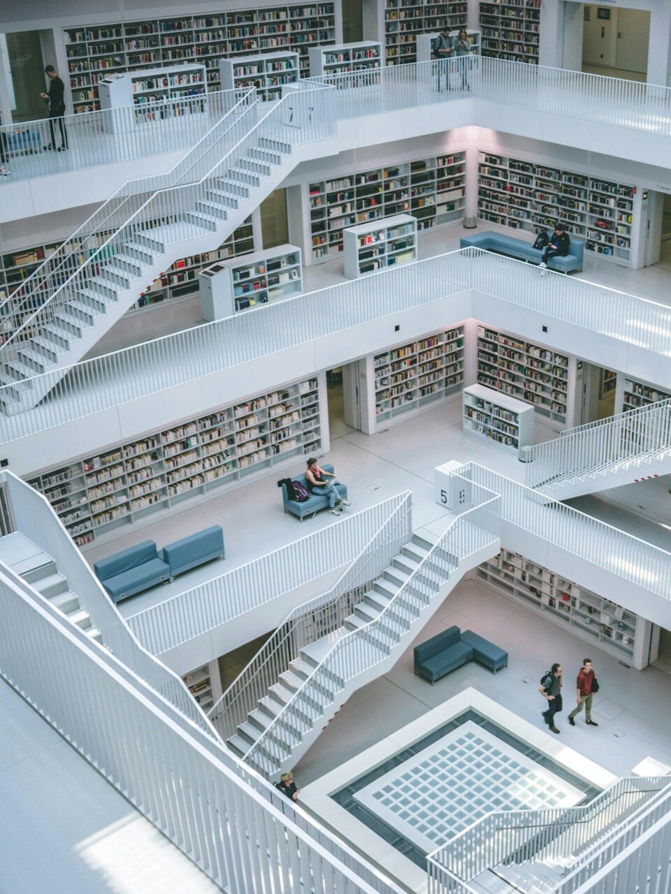 gabriel-sollmann-Y7d265_7i08-unsplash_cropped gabriel-sollmann-Y7d265_7i08-unsplash_cropped