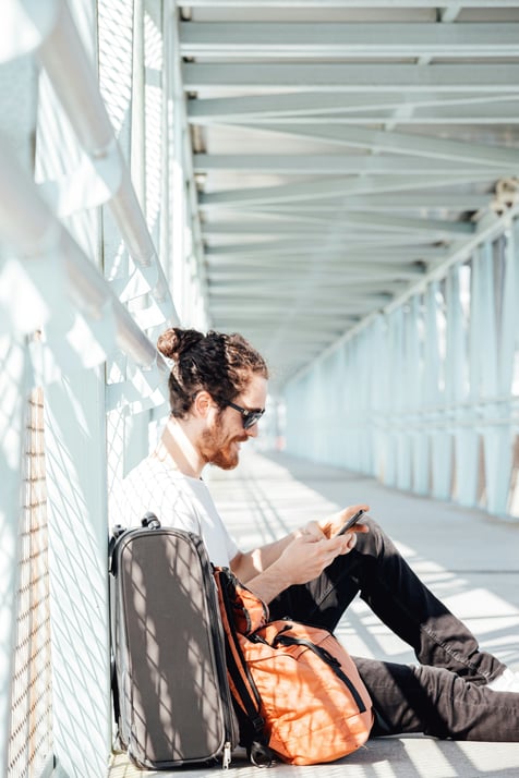 travel-person-using mobile phone