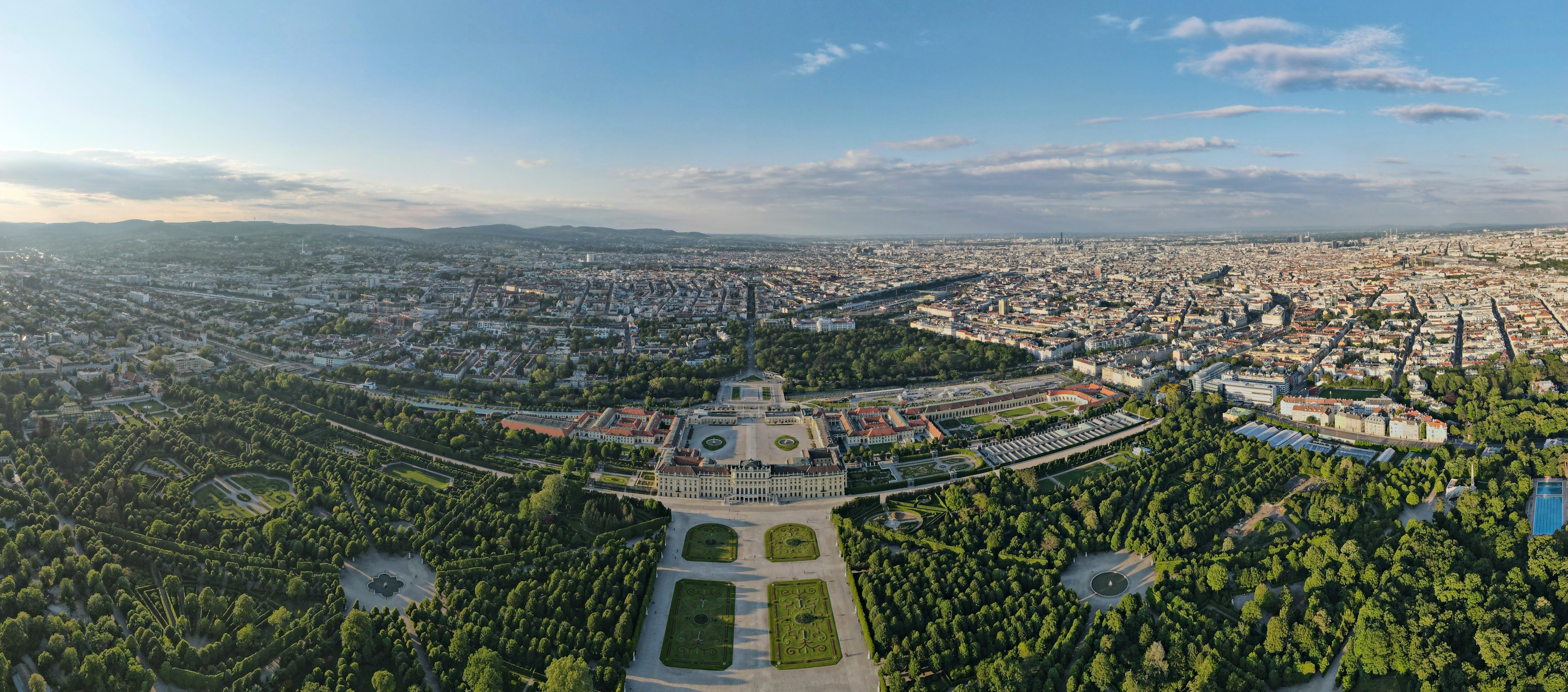 karl-werner-qpdIHfEEju8-unsplash
