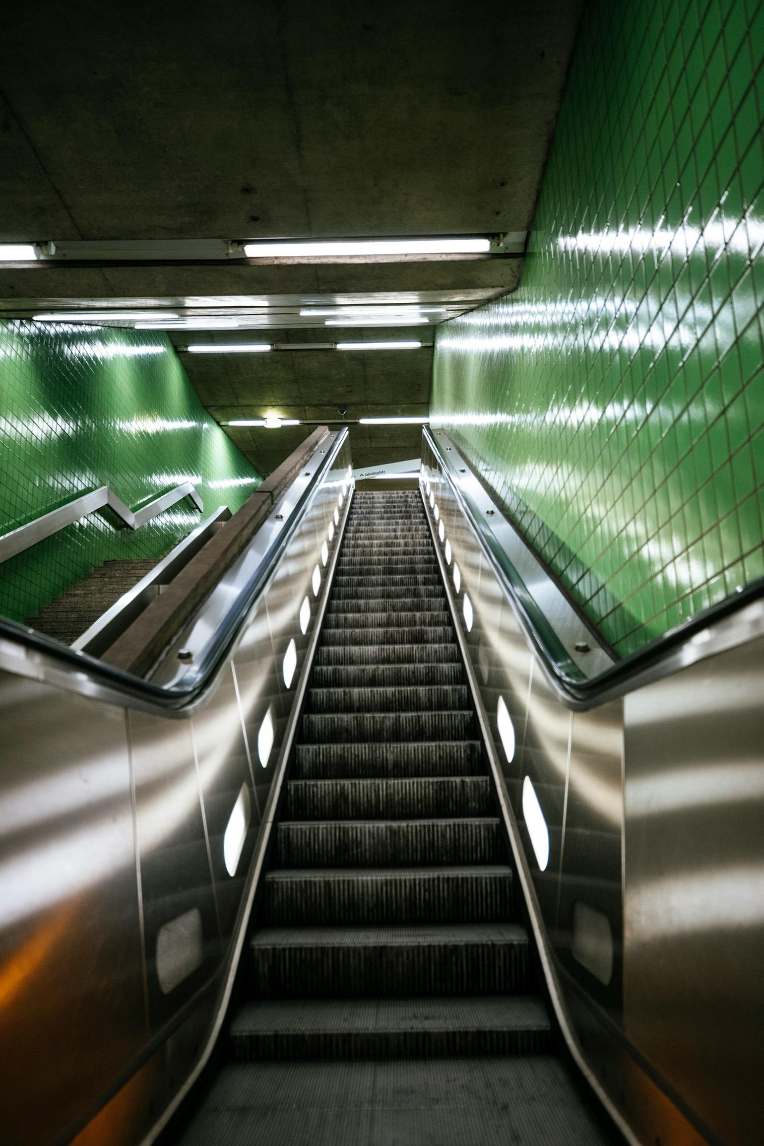 Metro escalator